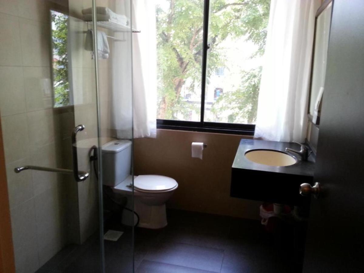 L Hotel At Broadway Singapore Ngoại thất bức ảnh